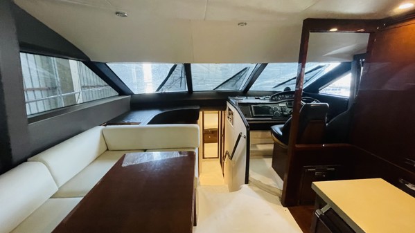 2012 PRINCESS 64