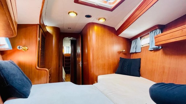 2001 SES YACHTS 50 MOTOR SAILOR