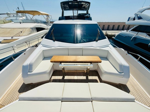 2022 FERRETTI 780