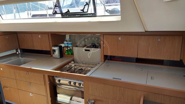 2018 BENETEAU SENSE 57