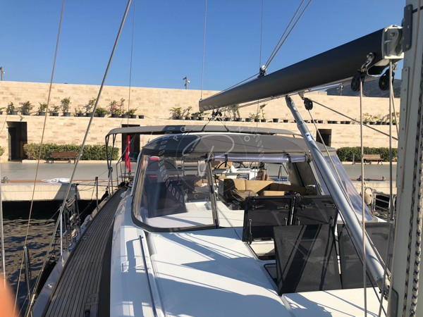 2017 JEANNEAU 64