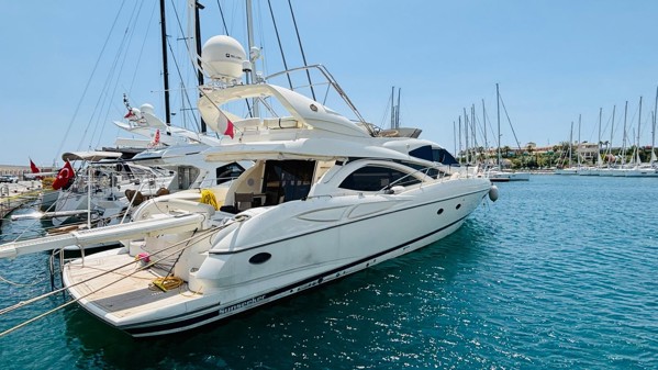 2000 SUNSEEKER MANHATTAN 64