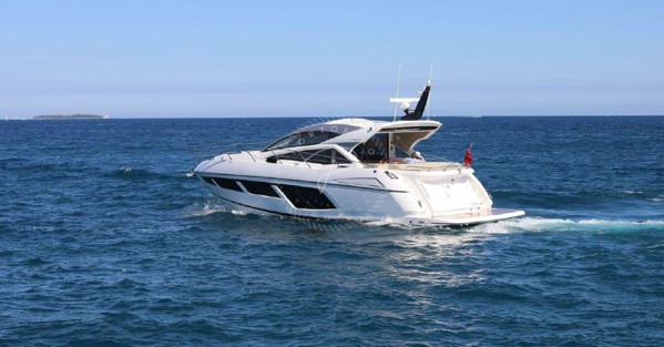 2016 SUNSEEKER PREDATOR 57