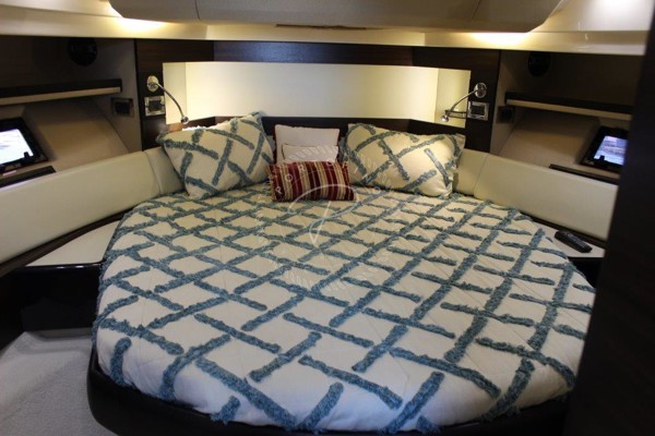 2010 AZIMUT 40 S