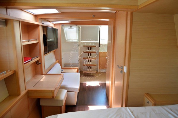 2012 LAGOON 620