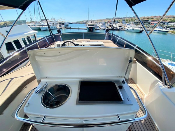 2009 PRESTIGE 50