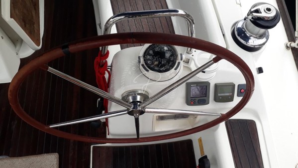 2009 BENETEAU OCEANIS 43