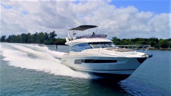 2018 PRESTIGE 460 FLY