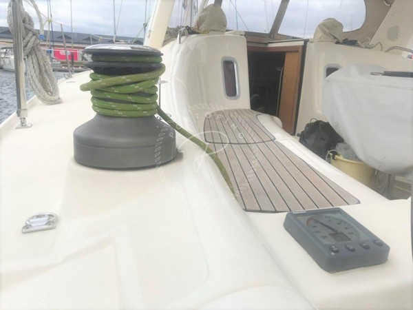 2012 AZUREE 40 VOYAGE