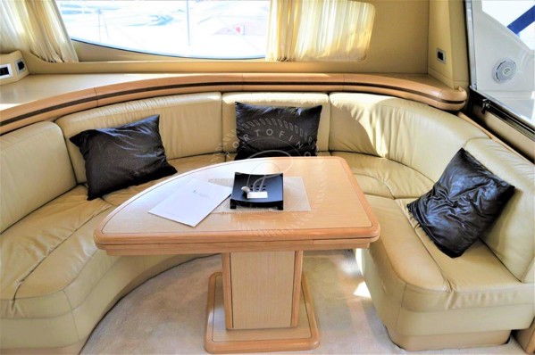 2006 FERRETTI 550 FLY