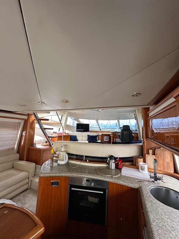 2000 SUNSEEKER MANHATTAN 64