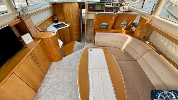 2002 PRINCESS 40