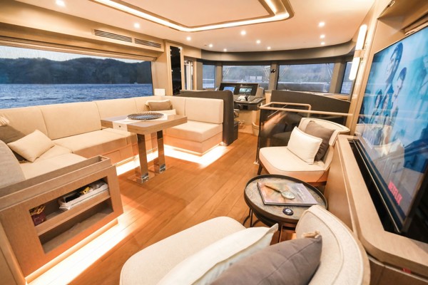 2023 SIRENA 68 