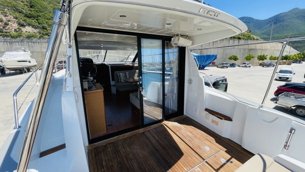 2014 JEANNEAU NC 11