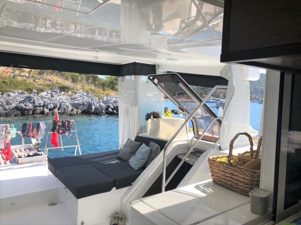 2021 LAGOON 52 F