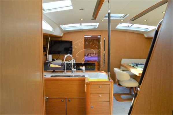 2012 JEANNEAU 53