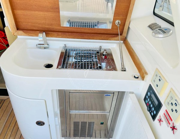 2014 ABSOLUTE 56 STY