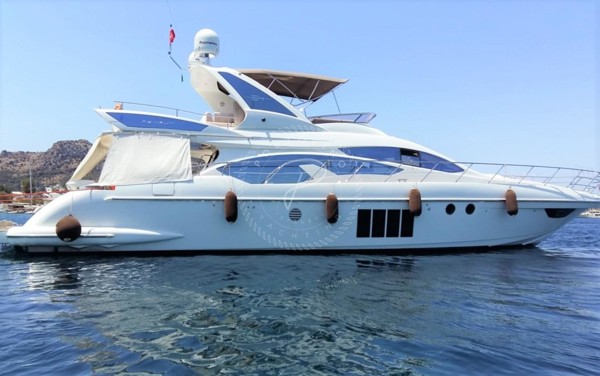 2012 AZIMUT 64 FLY