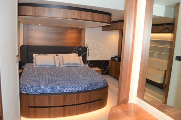 2017 ABSOLUTE NAVETTA 58