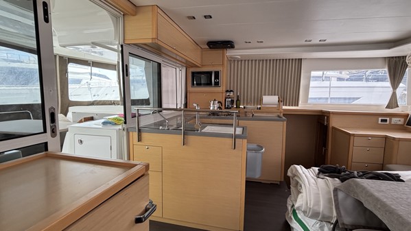 2015 LAGOON 450 F OWNER'S VERSION
