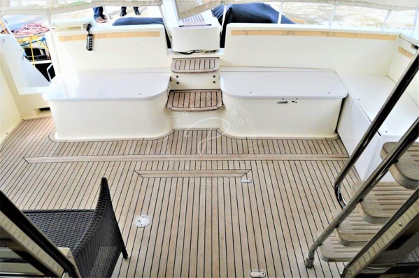 2006 FERRETTI 550 FLY