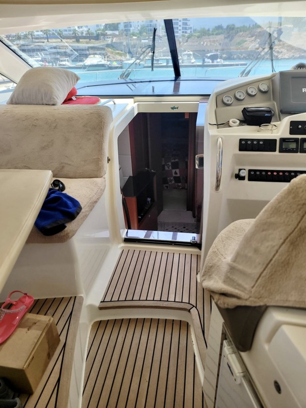 2012 PRESTIGE 440 S