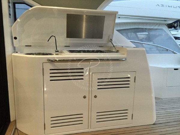 2016 SUNSEEKER PREDATOR 57