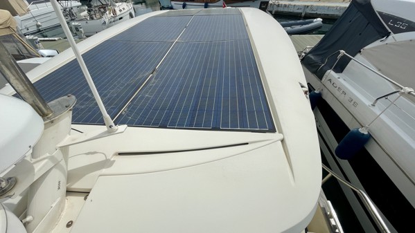 2014 GREENLINE 33 HYBRID