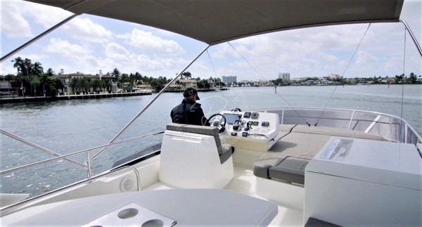 2018 PRESTIGE 460 FLY