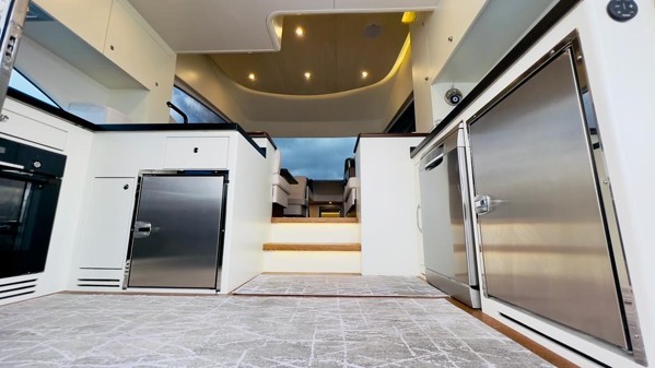 2022 MODEL DEEPYACHT 52 FLY