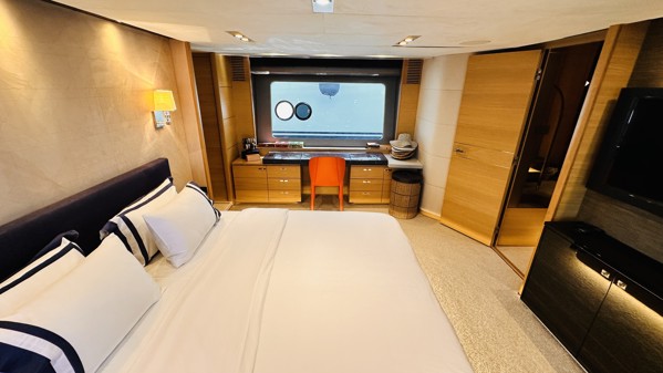 2014 PRINCESS 88