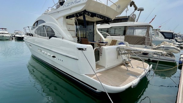 2003 AZIMUT 42 FLY