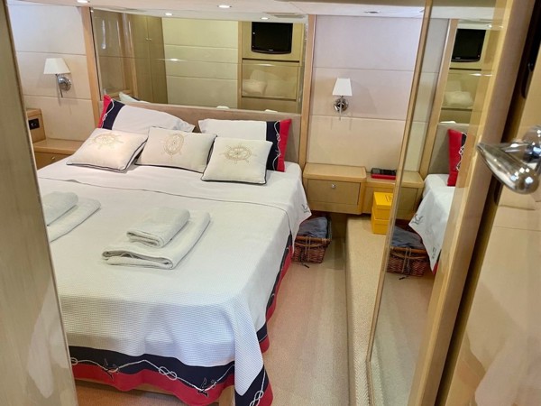 2009 PRINCESS 50