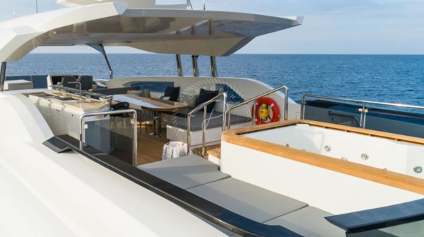 2019 AVA YACHTS 110