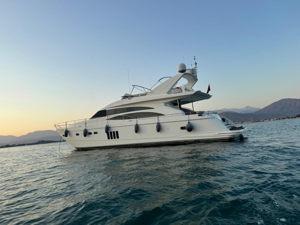 2008 PRINCESS 21M 