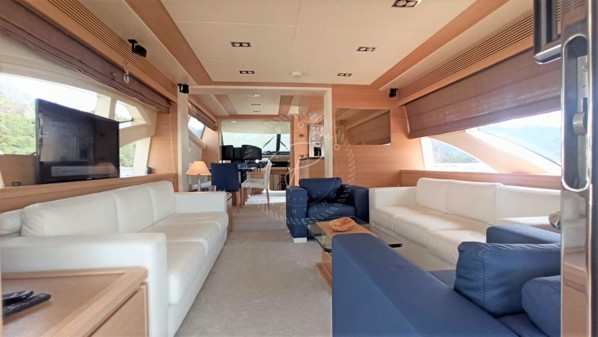 2012 AZIMUT 78 FLY