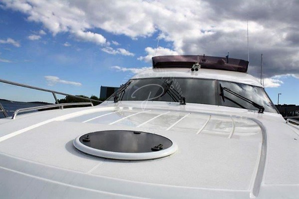 2010 PRINCESS 54