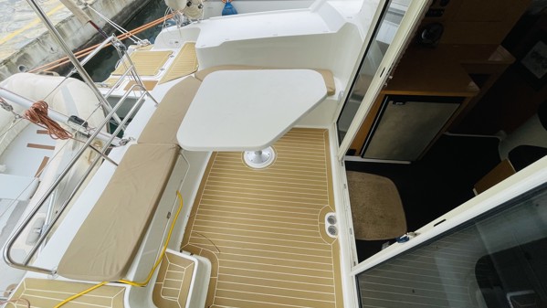 2013 FOUNTAINE PAJOT MAHE 36 EVOLUTION