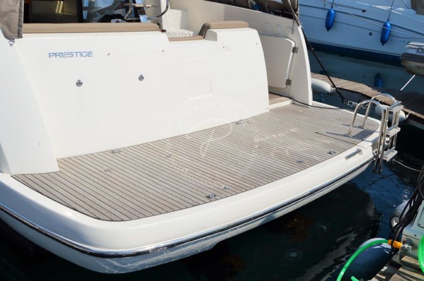 2011 PRESTIGE 350