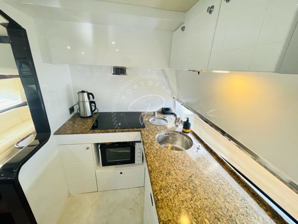 2003/2020 FERRETTI YACHTS 680