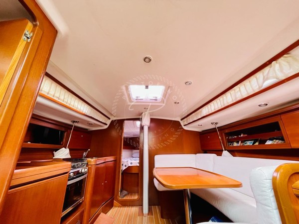 2008 GRAND SOLEIL 37