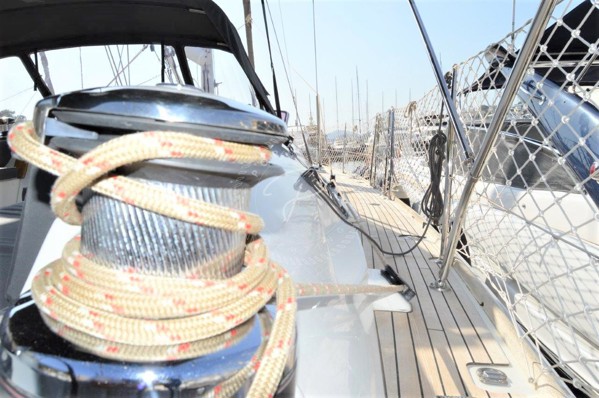 2012 JEANNEAU 53