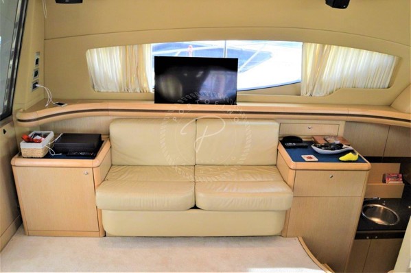 2006 FERRETTI 550 FLY