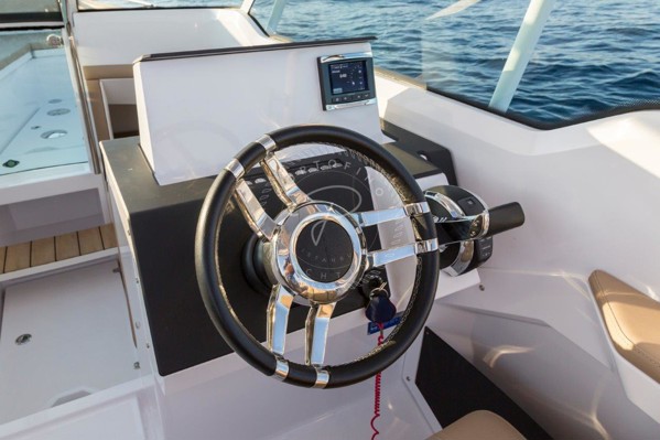 2020 AXOPAR 24 T-TOP