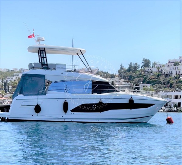 2020 PRESTIGE 420 FLY