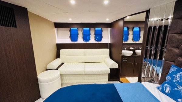 2004/2024 FAIRLINE SQUADRON 74