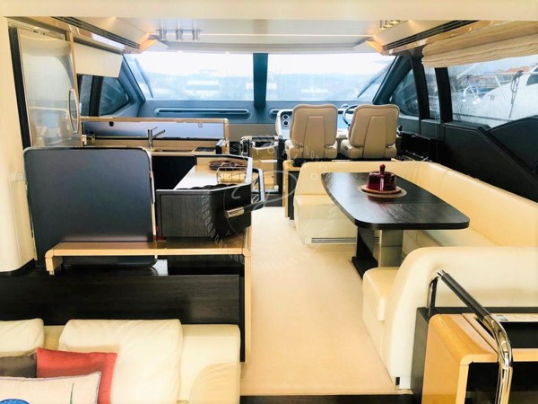 2017 AZIMUT 66 FLY