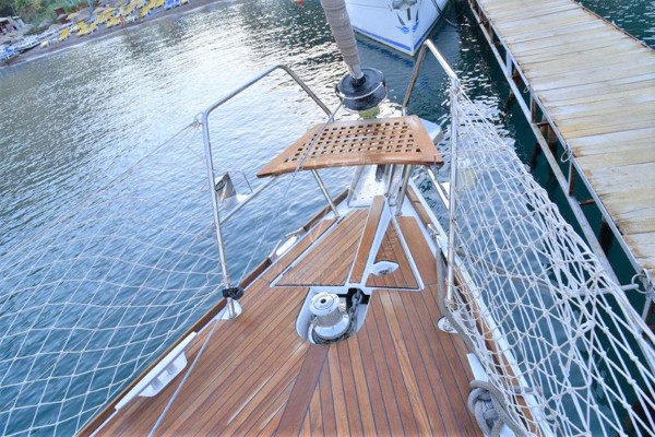 2012 JEANNEAU 53