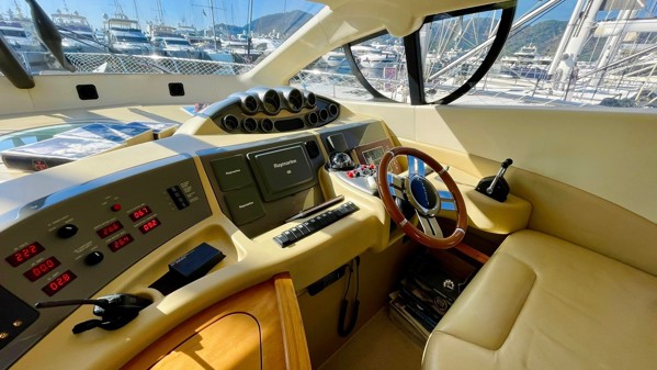 2008 AZIMUT 50