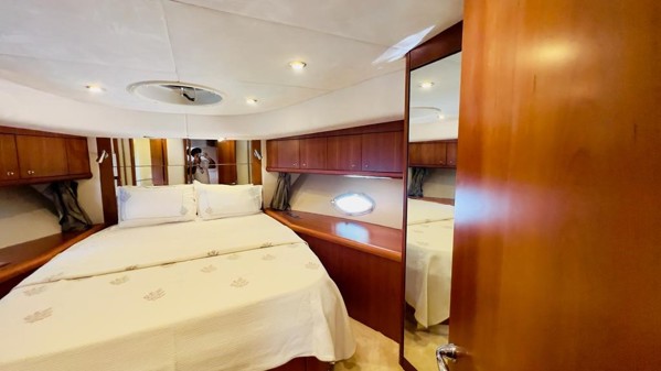 2009 SUNSEEKER MANHATTAN 60